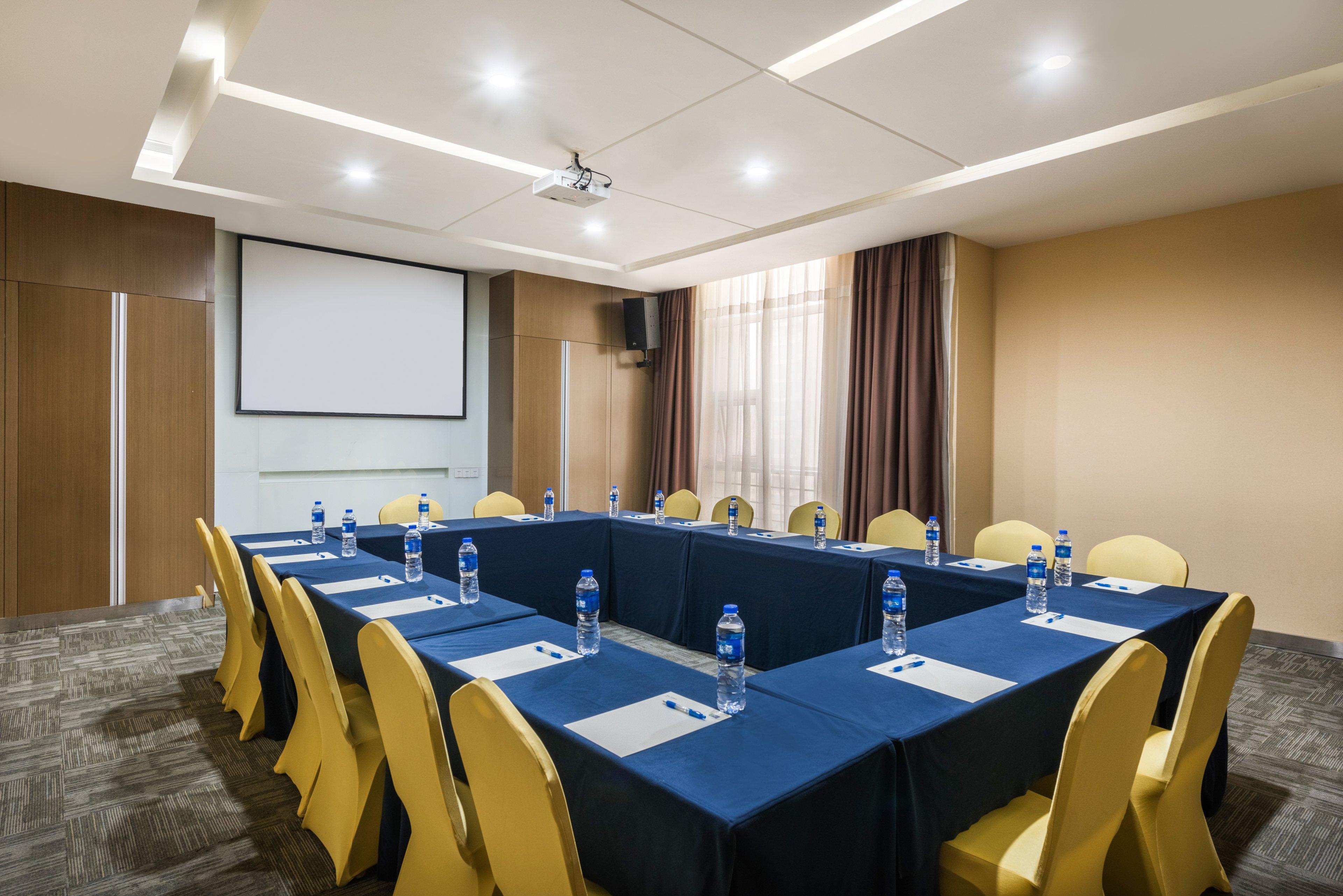 Holiday Inn Express Baoji City Centre By Ihg Exterior photo
